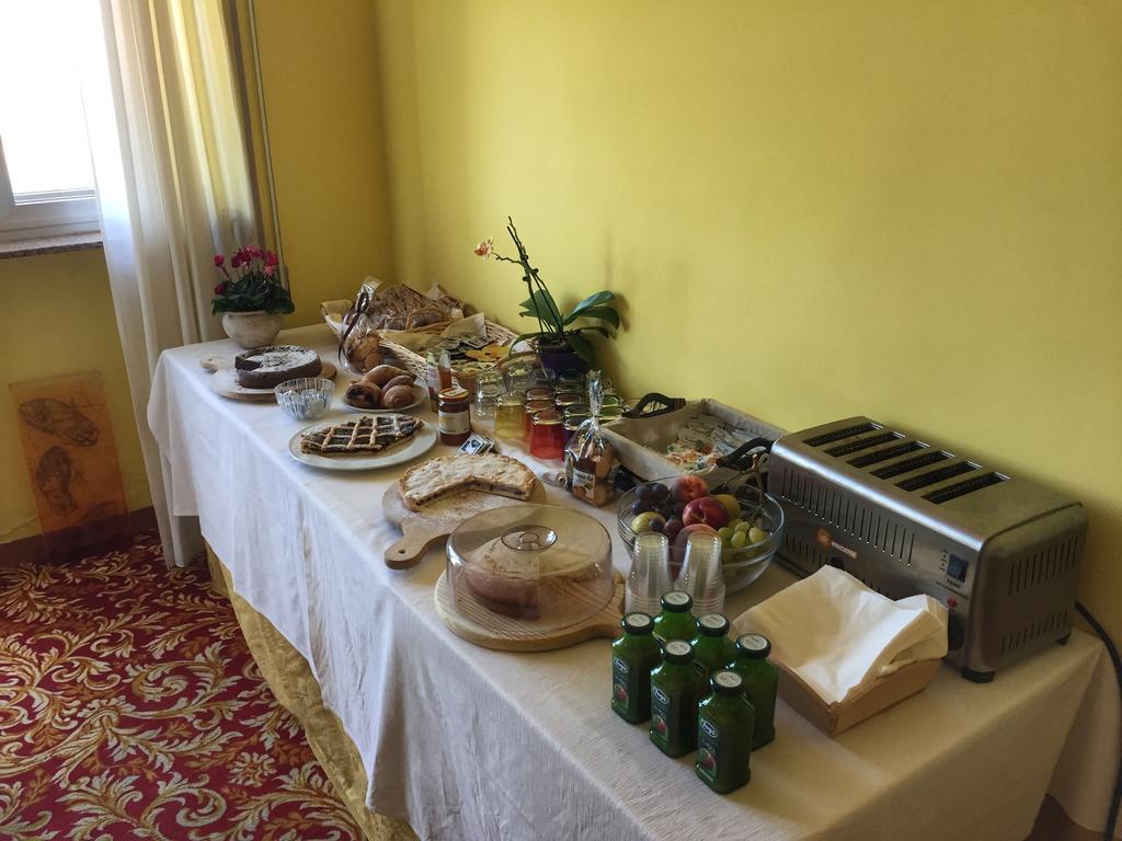 Hotel San Giacomo Monteprandone Kültér fotó